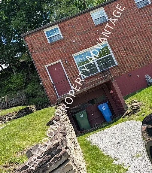 3396 Columbia Dr — Photo 22