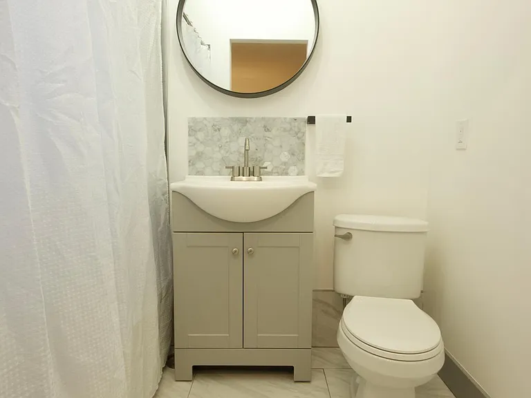 417 S Madison Ave #E — Photo 12