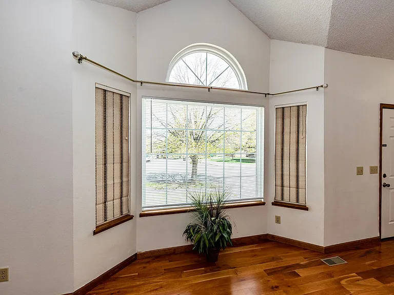 6930 Native Cir — Photo 12