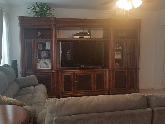 2nd image of 236 Columbia Dr