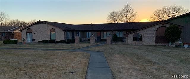 1st image of 32708 Sunrise Dr