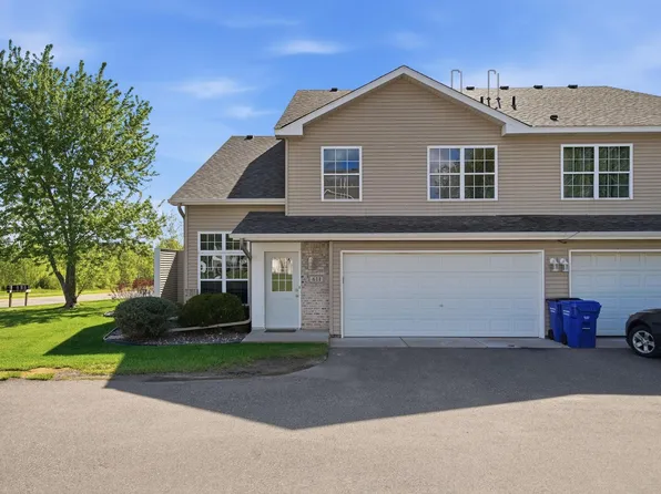 611 Meadow Ln, Somerset, WI 54025