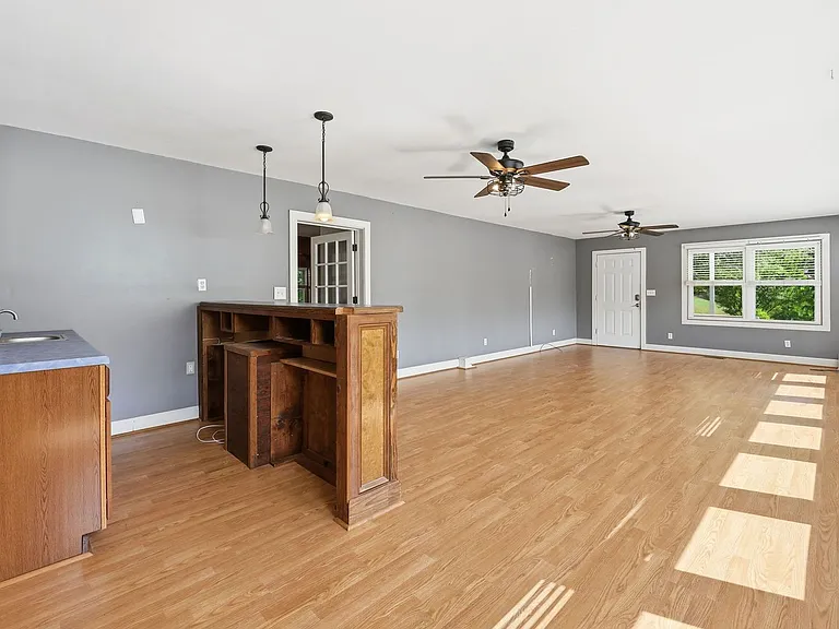 1184 Jim Christian Rd — Photo 27