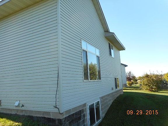 3rd image of 1822 12th Pl SE
