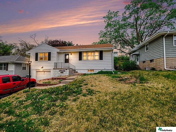 2nd image of 4618 N 55th St