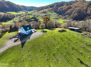 271 Regal Ridge Dr, Bristol, VA 24202