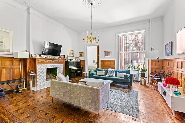 329 West 88th Street #1 in Upper West Side, Manhattan