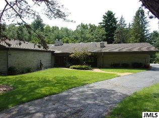5600 Browns Lake Rd, Jackson, MI 49203