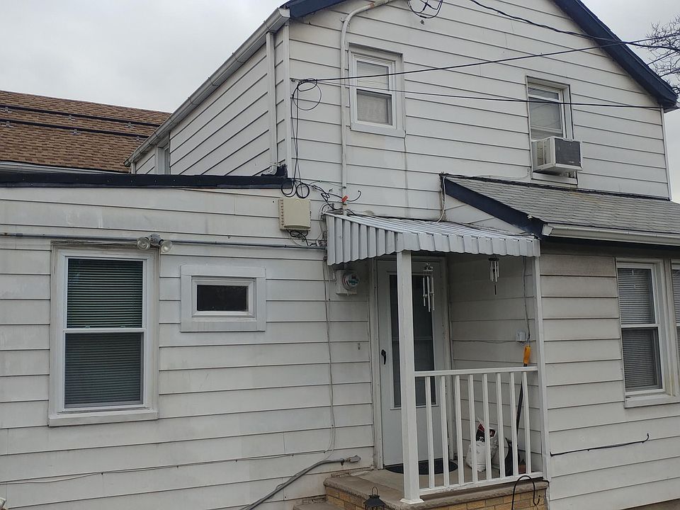 1st image of 314 Wingham St