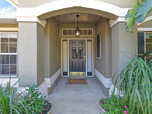3rd image of 38 Barrister Ln