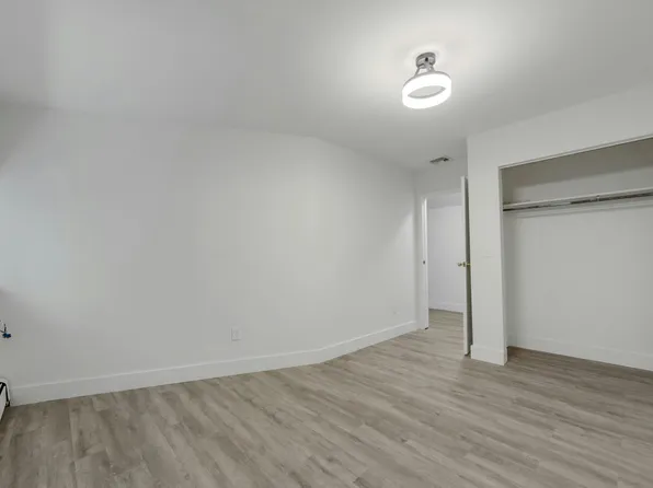 2413 Hammett Avenue image 40 of 46