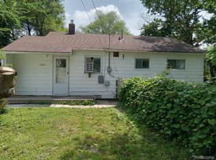 31612 Antrim Ct, Westland, MI 48186
