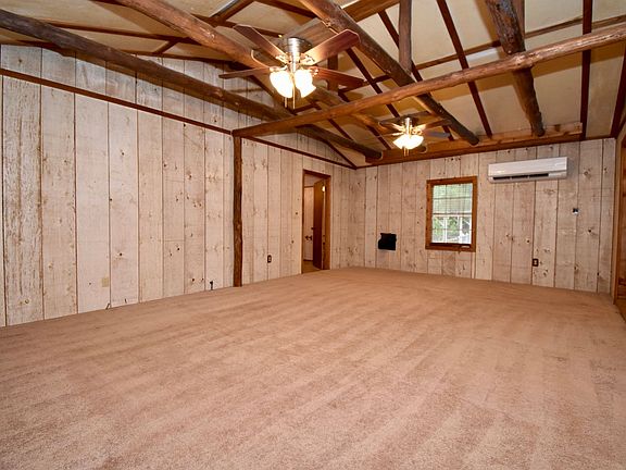 2nd image of 856 Forsythe Rd