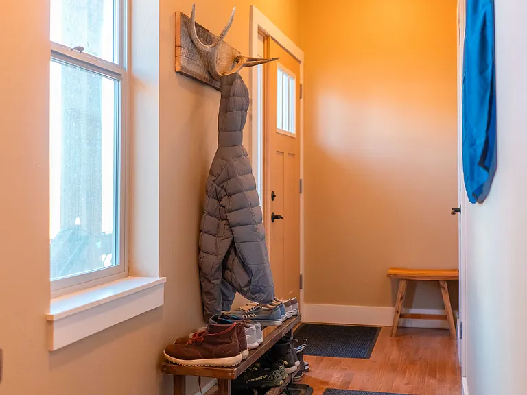 330 Pine St #1 — Photo 6