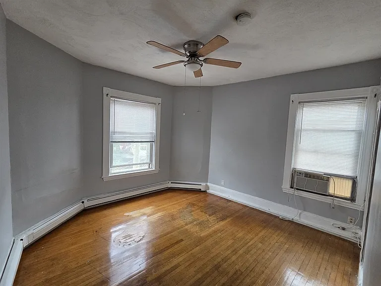 59 Cushing Ave #5 — Photo 2