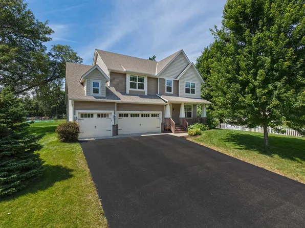 10442 Huntington Dr, Eden Prairie, MN 55347