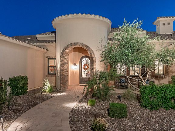 2nd image of 2635 E Carob Dr