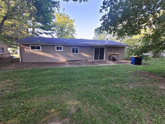 2nd image of 9236 Corregidor Ave