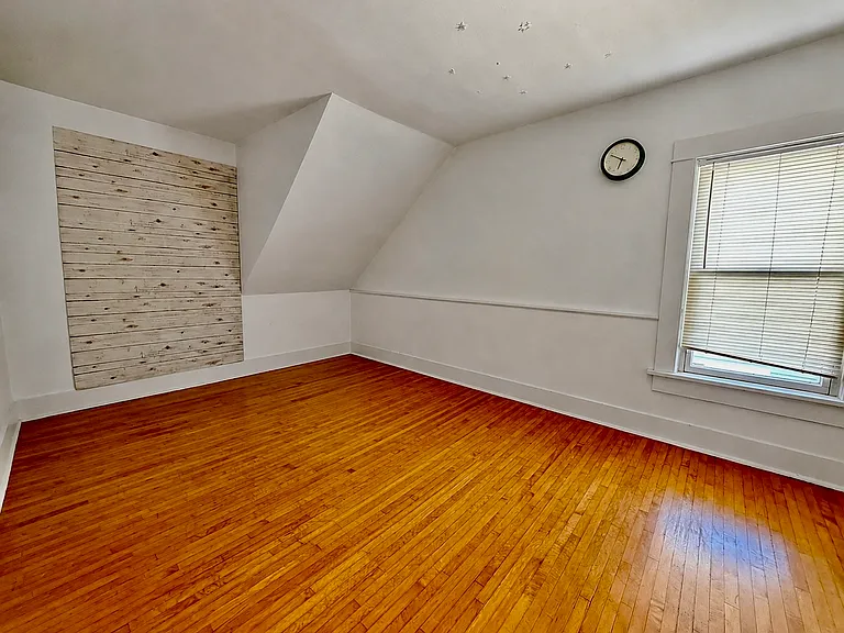 412 Pine St — Photo 14