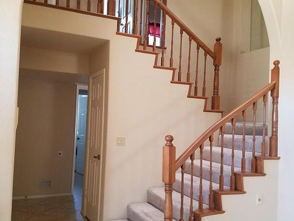 4th image of 5701 E Hillery Dr