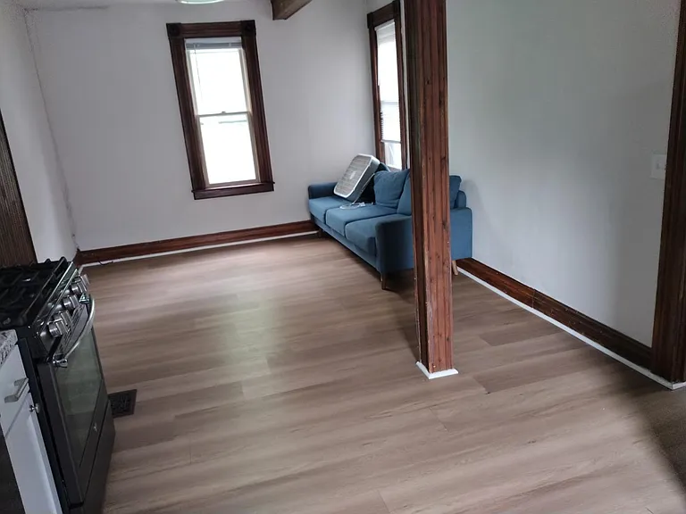 821 W Liberty St #2 — Photo 17