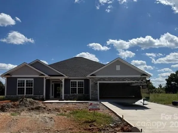 1075 Gardenia Dr #49, Mount Ulla, NC 28125