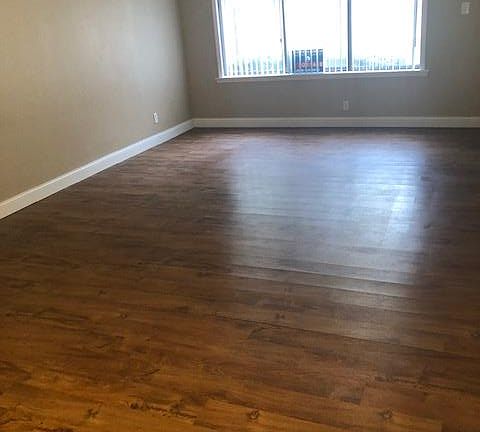 2nd image of 7 Fairways Cir APT B