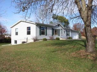 N7175 Birch St, Holmen, WI 54636