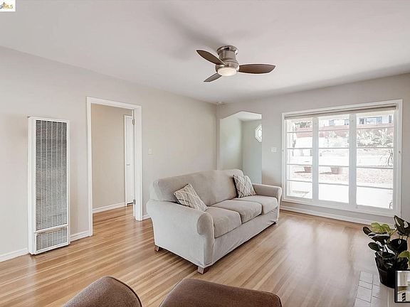 3rd image of 6431 Outlook Ave