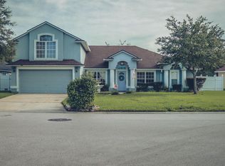 10240 Meadow Pointe Dr, Jacksonville, FL 32221