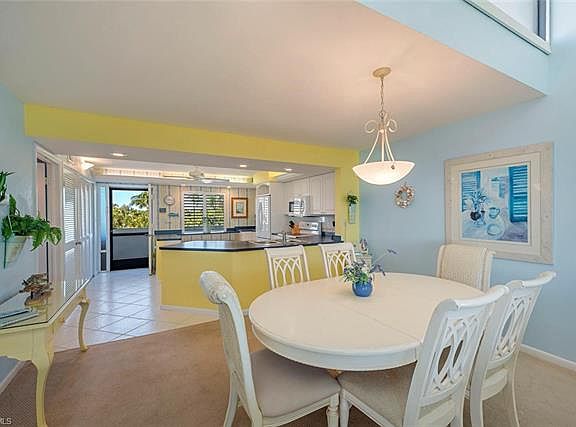 4th image of 979 E Gulf Dr Unit 163