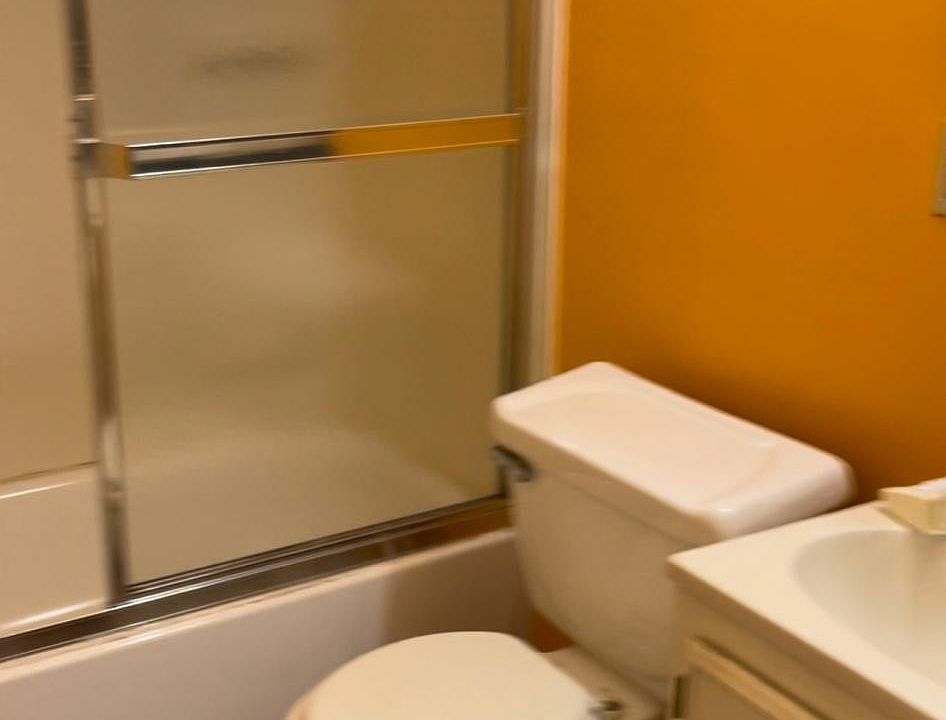 1st image of 11 Sunbury St #1