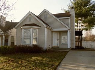 1288 Garden Village Dr, Florissant, MO 63031