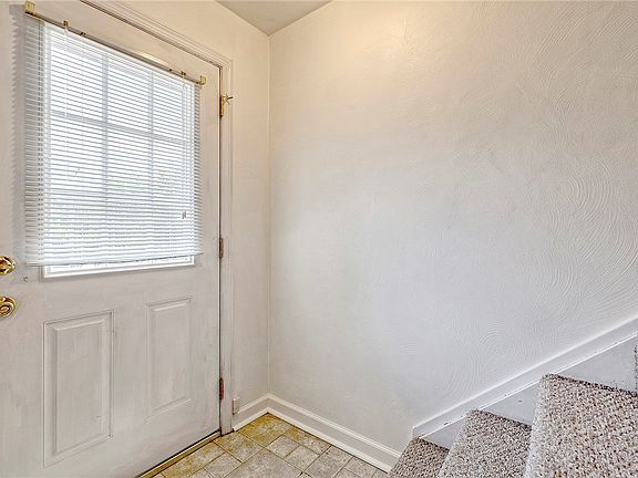 4th image of 727 Dithridge St