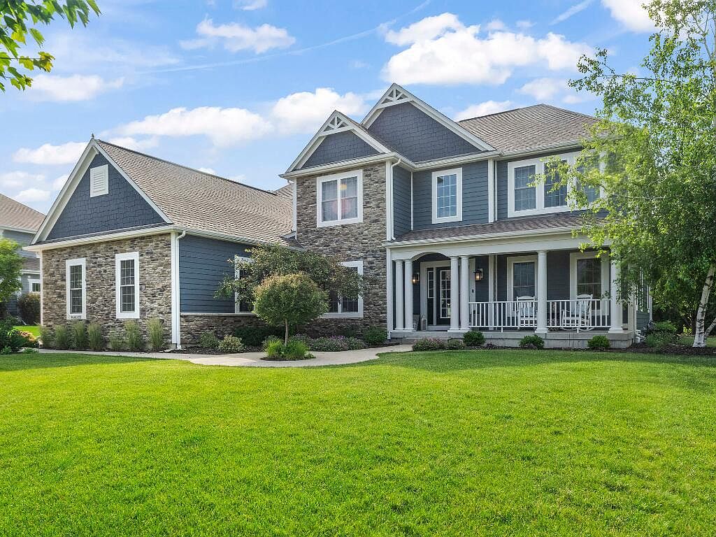 W246N1979 Still River DRIVE, Pewaukee, WI 53072 | Zillow