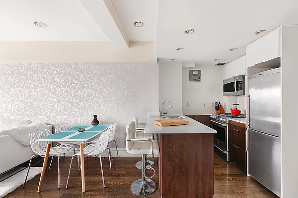 Rented by Compass | media 7