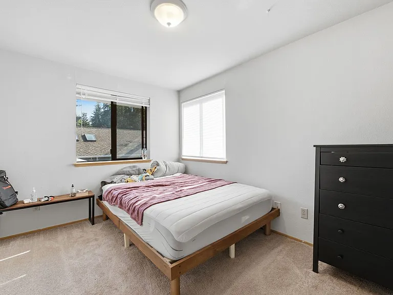 625 & 627 Shannon St — Photo 14