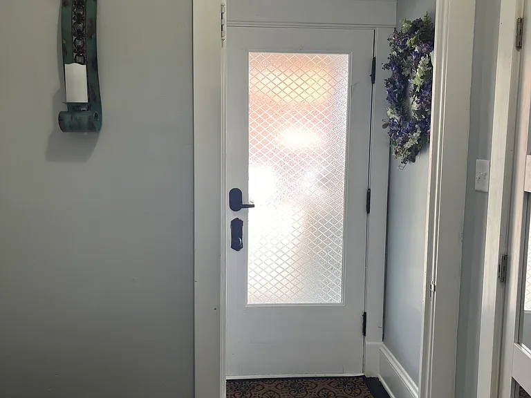 635 E Burleigh St #635 — Photo 10