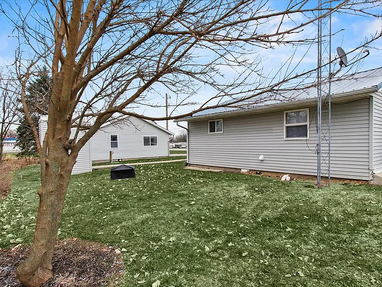 15583 N State Route 235 — Photo 17