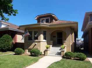 7236 W Pratt Ave, Chicago, IL 60631