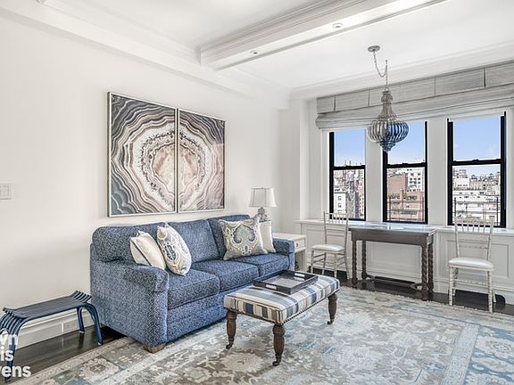 2nd image of 157 E 72nd St APT 10C