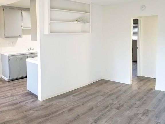 5th image of 4525 Hamilton St APT 15