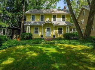 3045 Coleridge Rd, Cleveland Heights, OH 44118