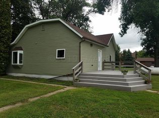 316 1st St W, Hunter, ND 58048