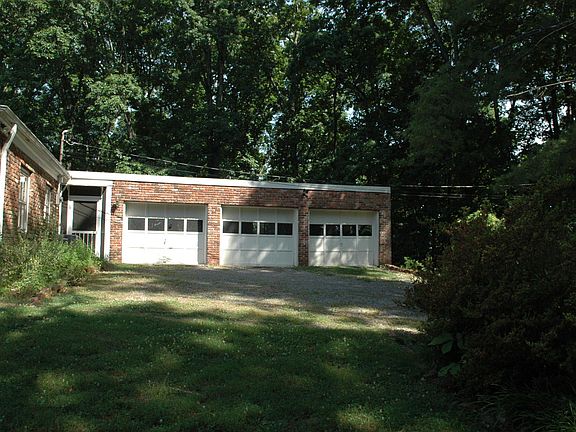 4th image of 9305 Millstone Ln