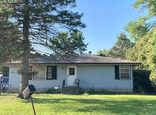 404 Old Indian Trl, Aurora, IL 60506