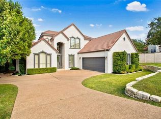 13 The Hills Dr, The Hills, TX 78738