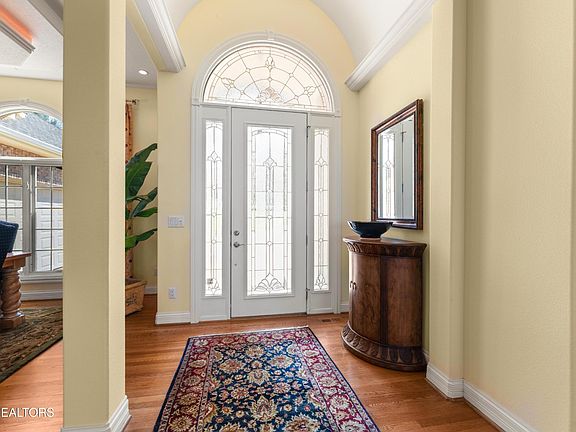 5th image of 20 Milnor Cir