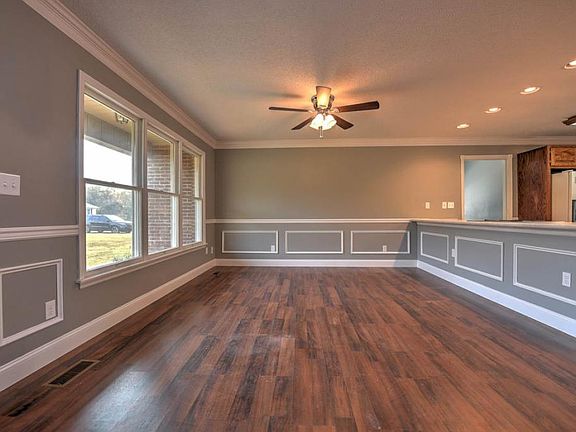 5th image of 143 Eagle Dr