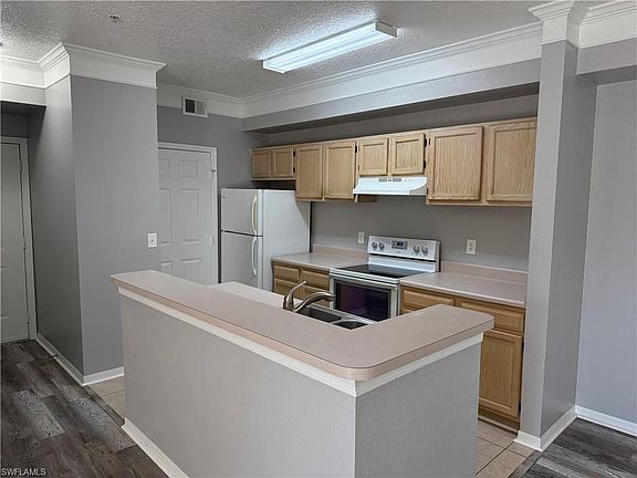 4th image of 11490 Villa Grand APT 206